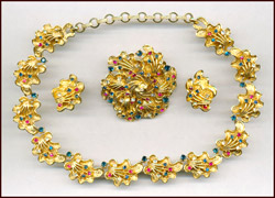 ORNATE CORO PARURE