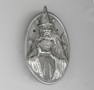 MS DEE WIZARD WITH CRYSTAL BALL PIN